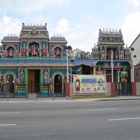 File:Sri Vadapathira Kaliamman Temple.jpg - Wikimedia Commons