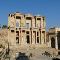 ephesus-ancient-city-1176x882.jpg