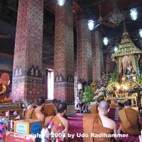 Wat Pathumwanaram