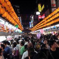 旅遊資訊王TravelKing 風景照片秀- 基隆市/ 基隆廟口夜市/ 入夜 ...