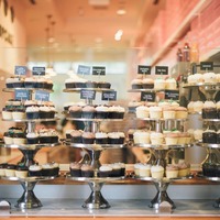 Georgetown Cupcake Founders Katherine Kallinis Berman & Sophie ...