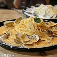 食記》台中北區‧Hun混,一中商圈新登場!獨特的復古工業loft風格裝潢很 ...