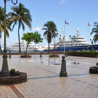 File:Place Vai''ete Papeete.JPG - Wikimedia Commons